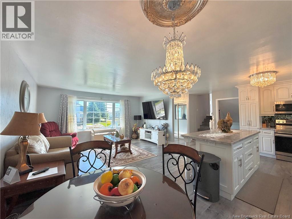 1171 Victoria - Image 16