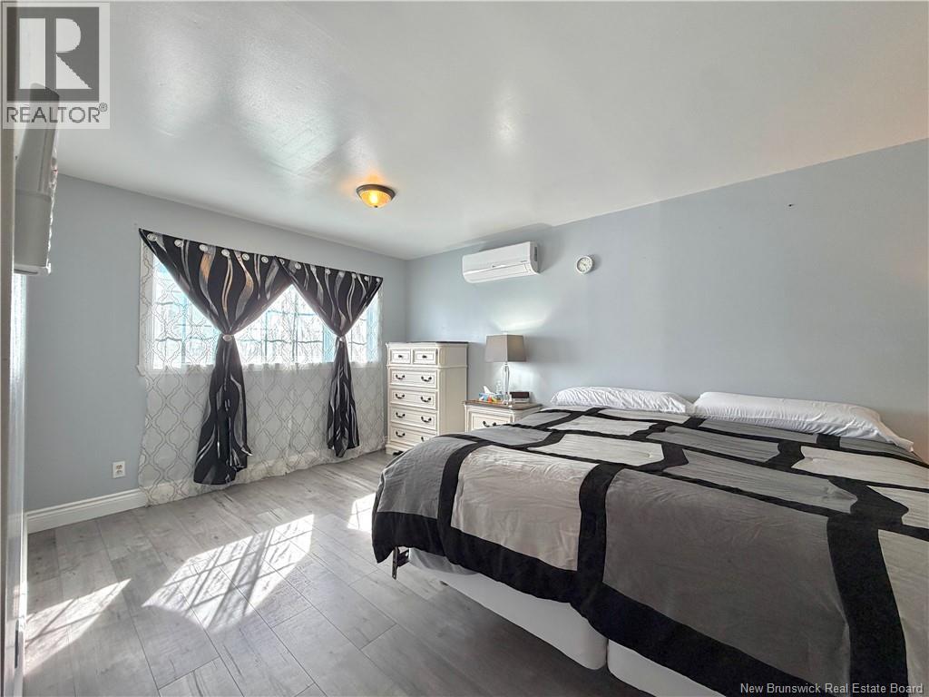1171 Victoria - 22