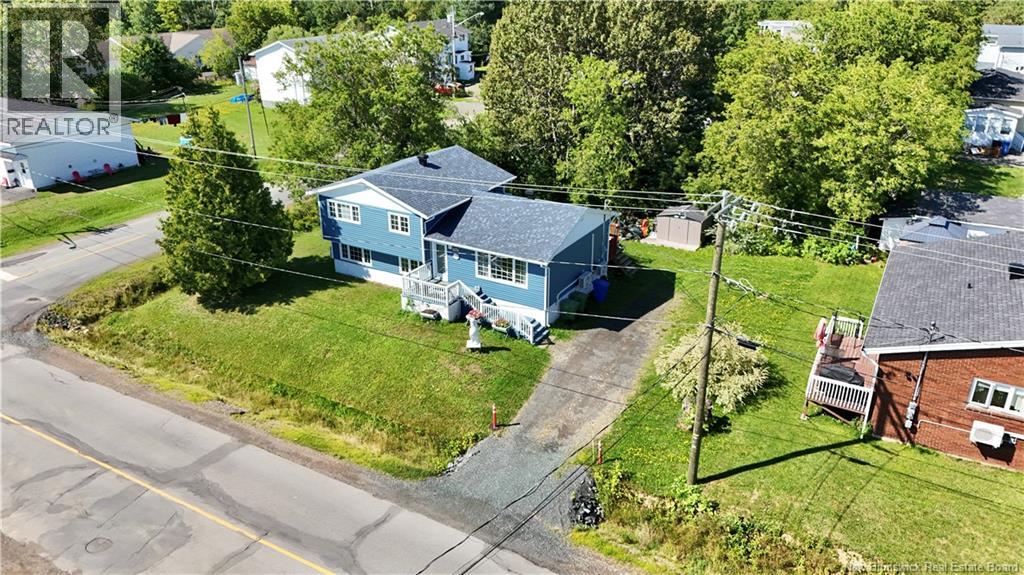 1171 Victoria - 2