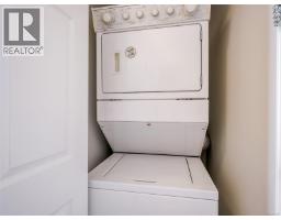 306 689 Bay St, Victoria, BC V8T5H9 Photo 17