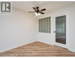 306 689 Bay St, Victoria, BC V8T5H9 Photo 9
