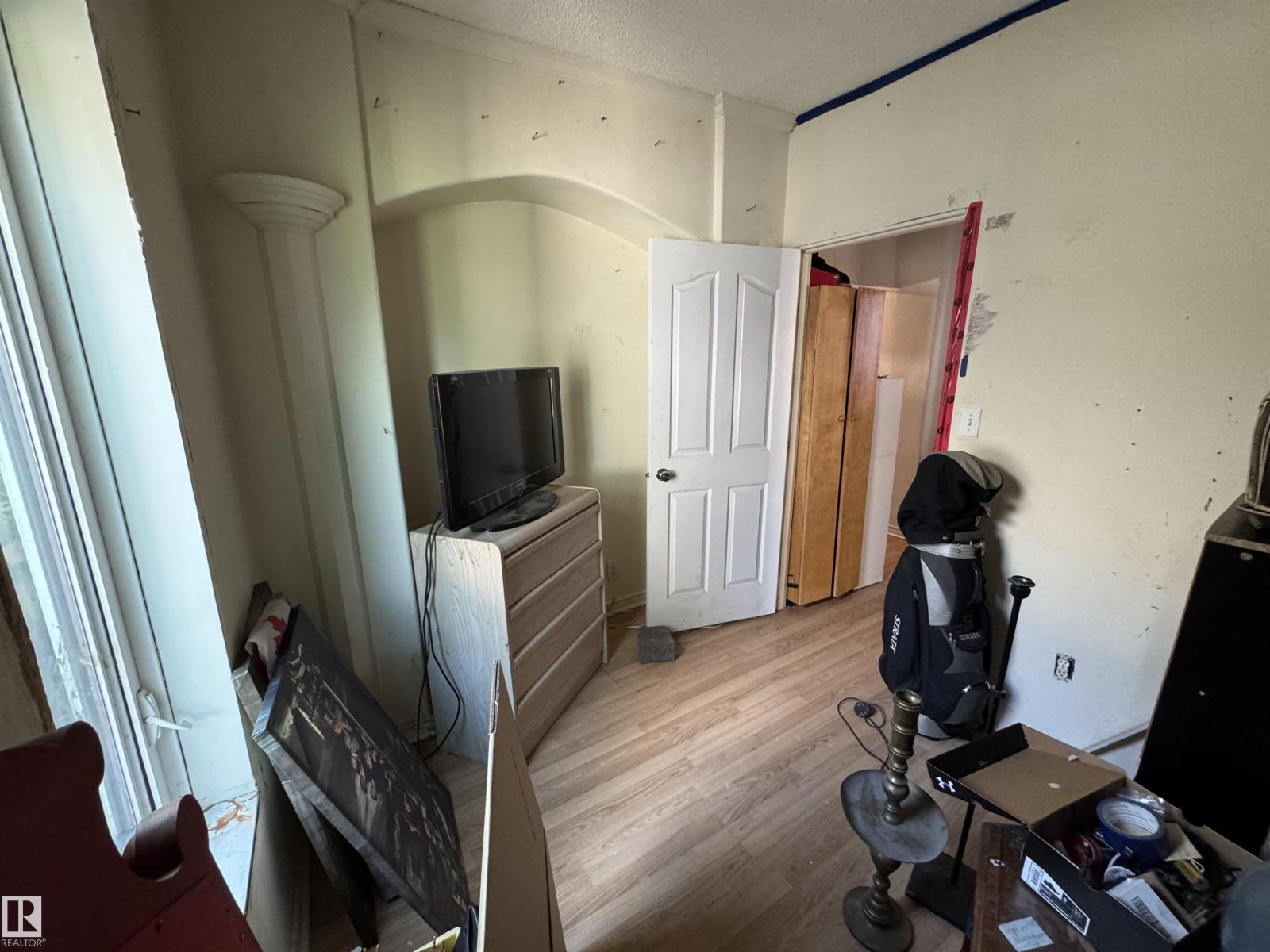 11147 97 Street NW - Photo 14