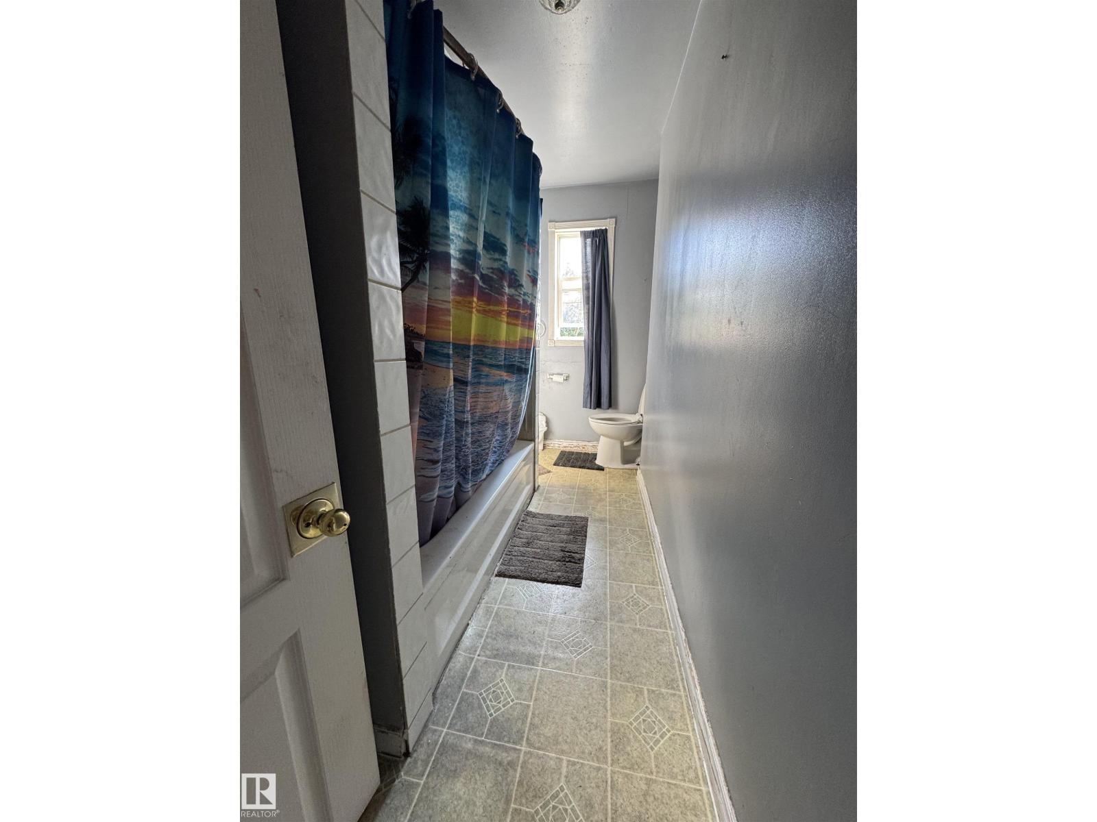 11147 97 Street NW - Photo 17