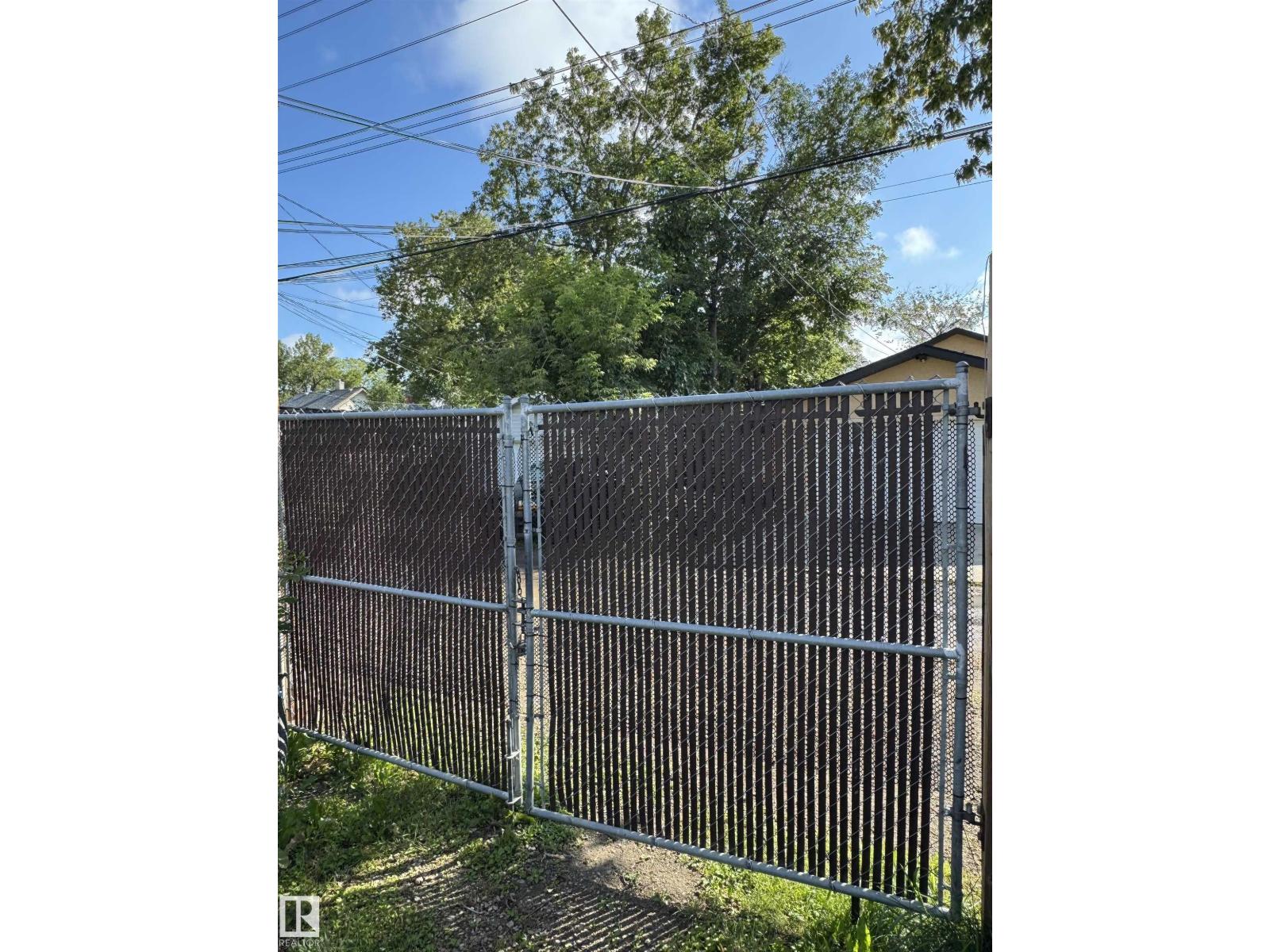 11147 97 ST NW - 6