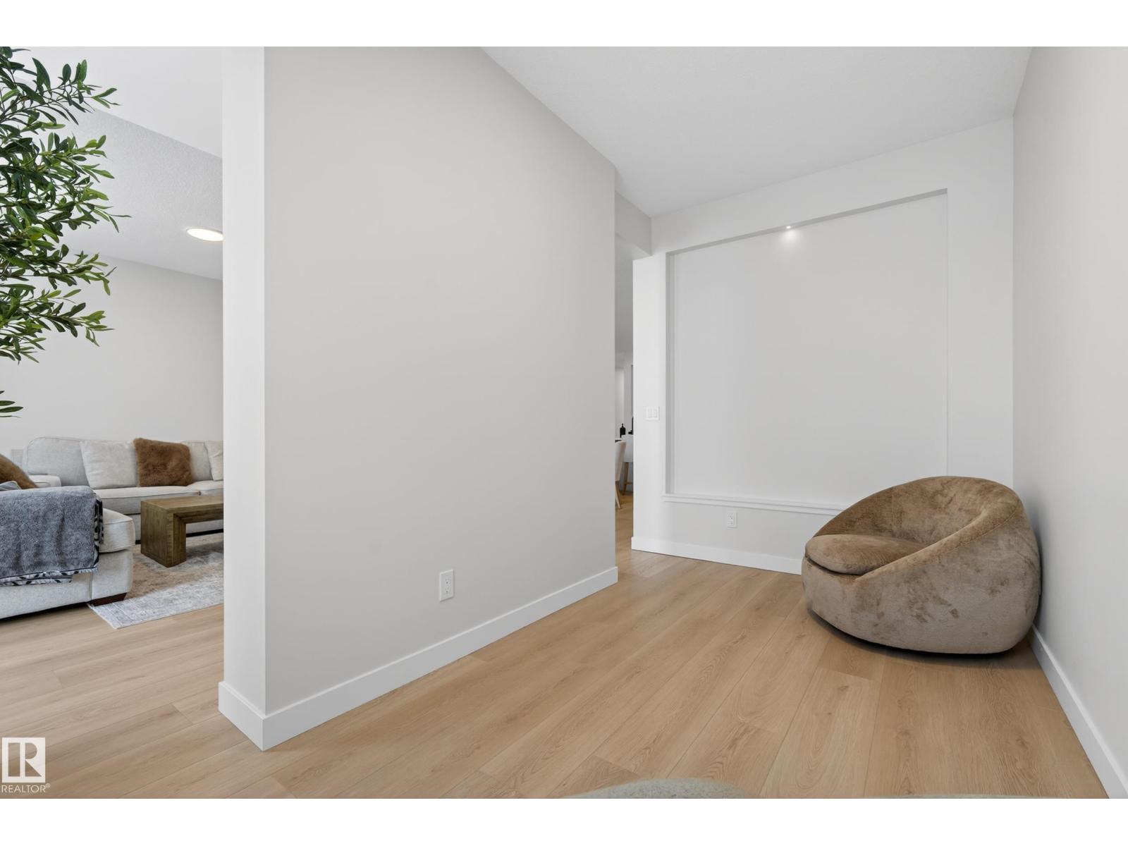 19286 22A AV NW - 14