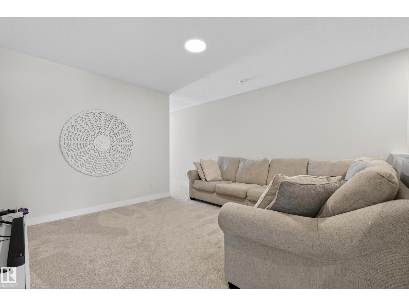 19286 22A AV NW - 20