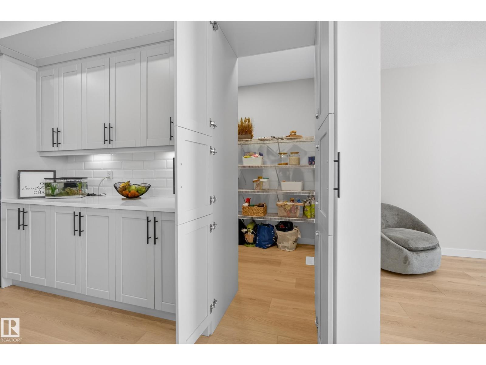 19286 22A AV NW - Image 8