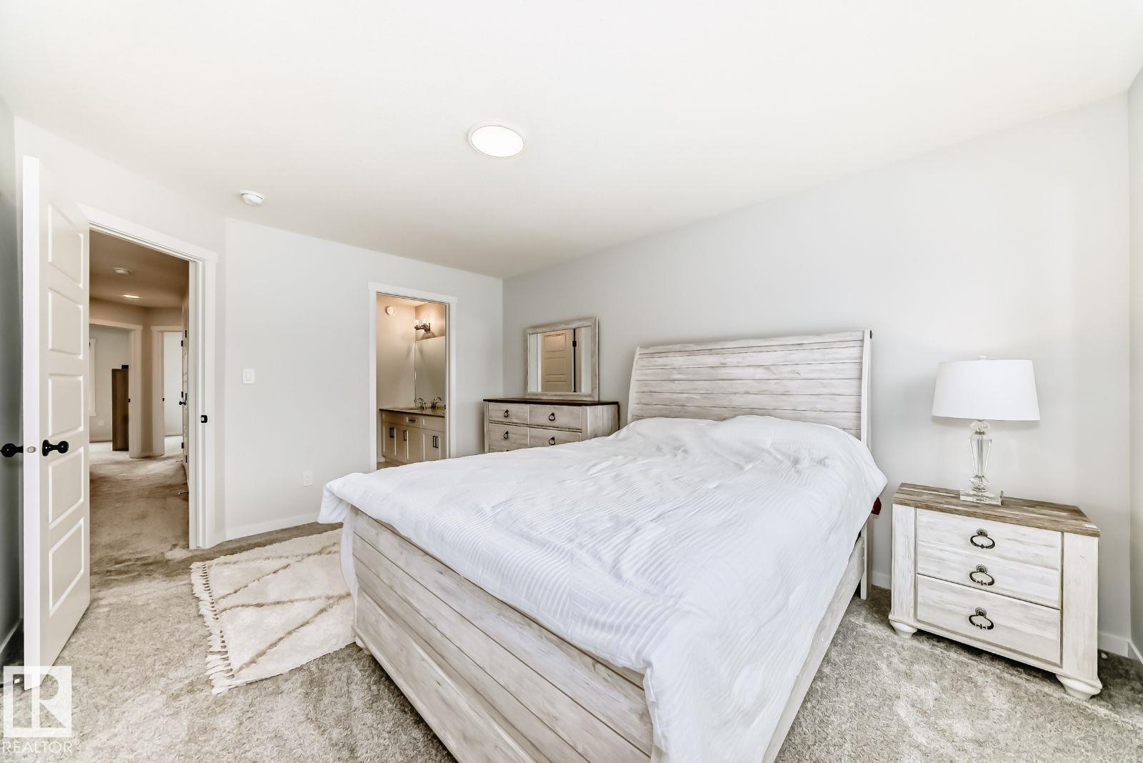 17764 73 ST NW - 15