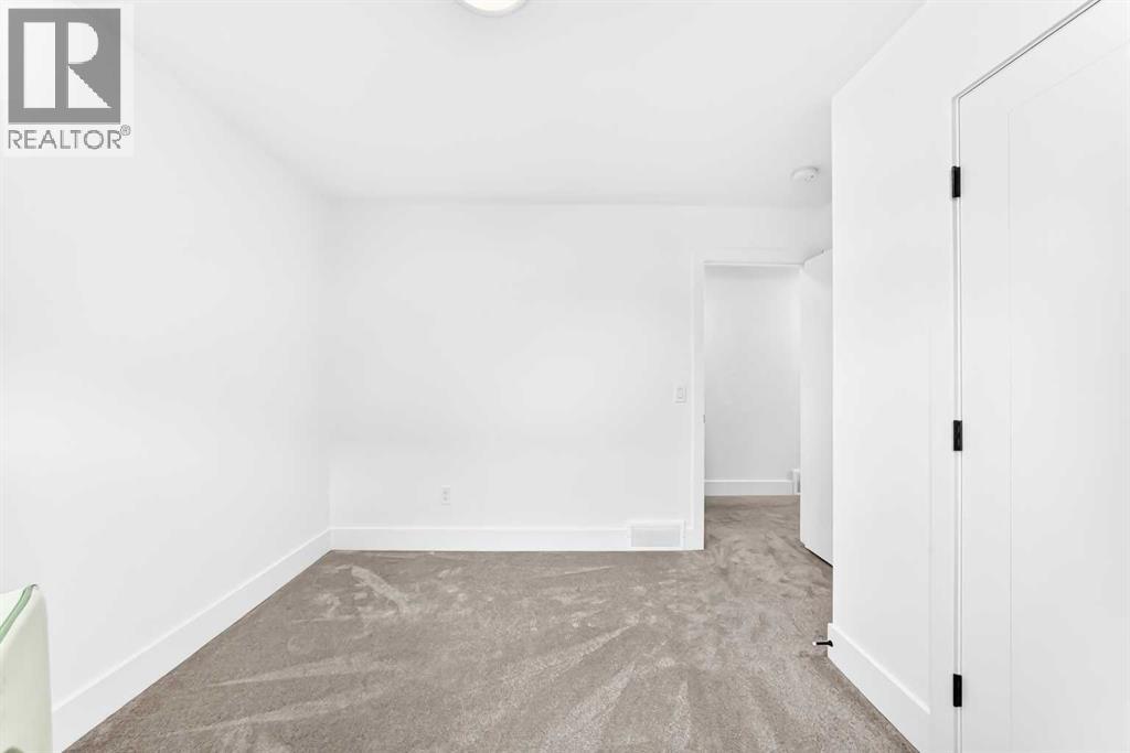 24 Emerson Crescent - Photo 34