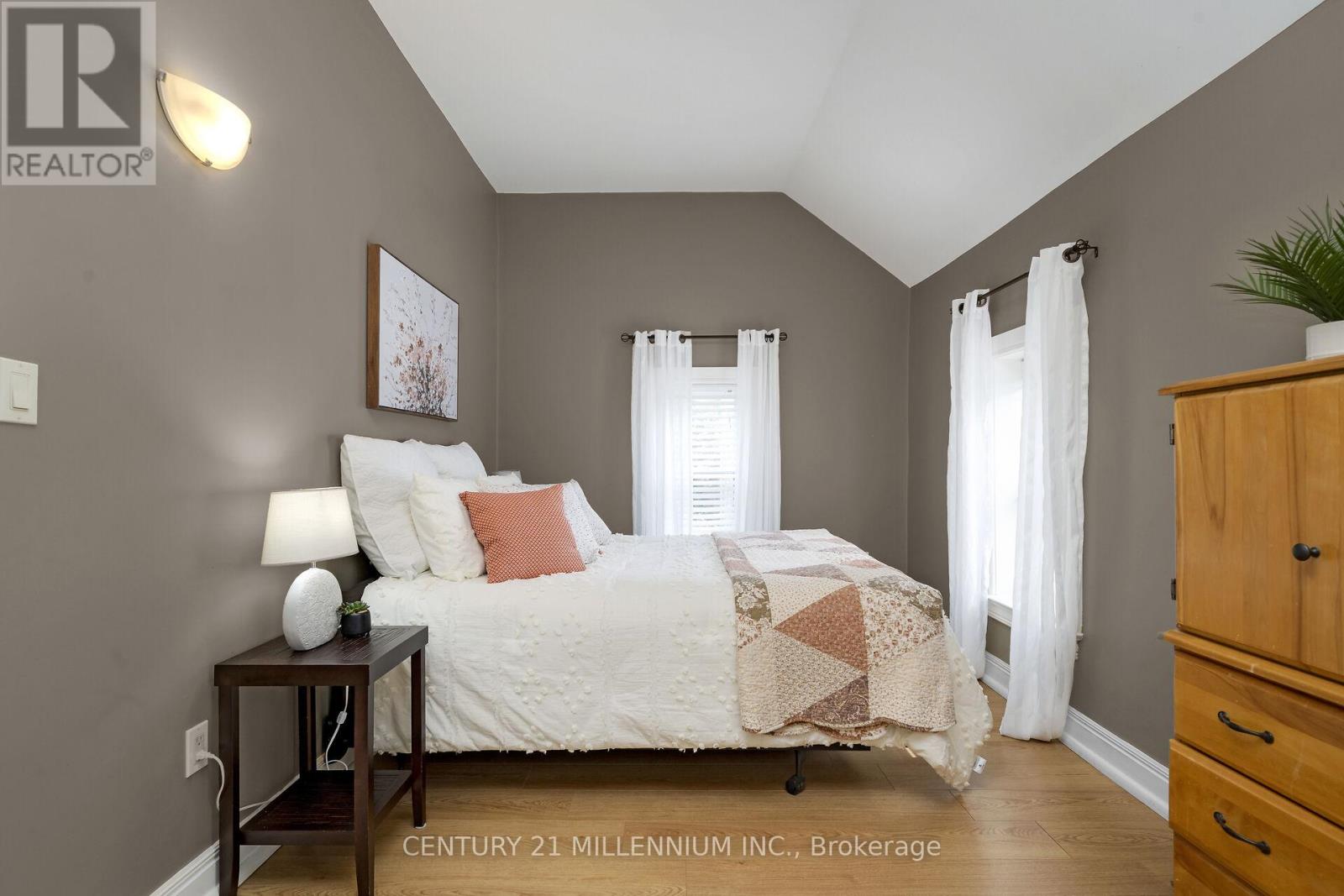 5770 TRAFALGAR ROAD - Image 19