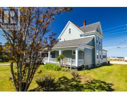 Primary Bedroom - 9086 Highway 1, Meteghan River, NS B0W2L0 Photo 10