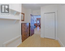 9086 Highway 1, Meteghan River, NS B0W2L0 Photo 25