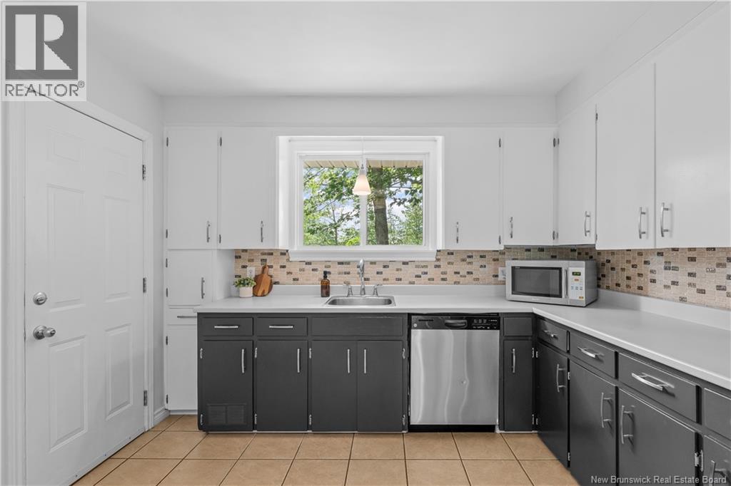 46 Ayer Avenue - 10