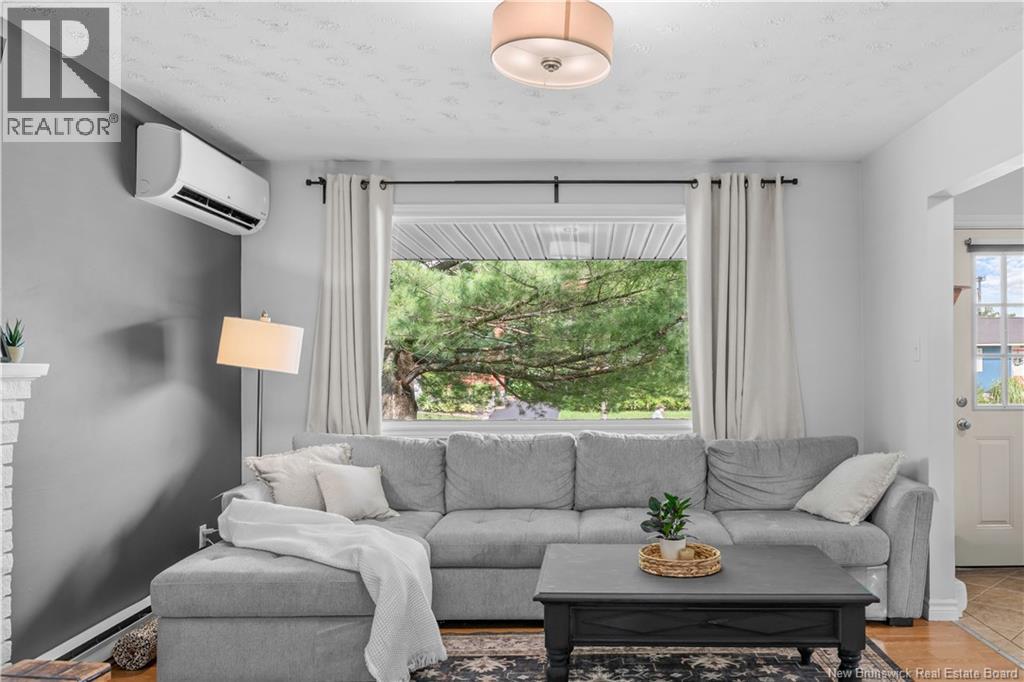 46 Ayer Avenue - Image 5
