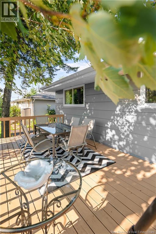 46 Ayer Avenue - 44