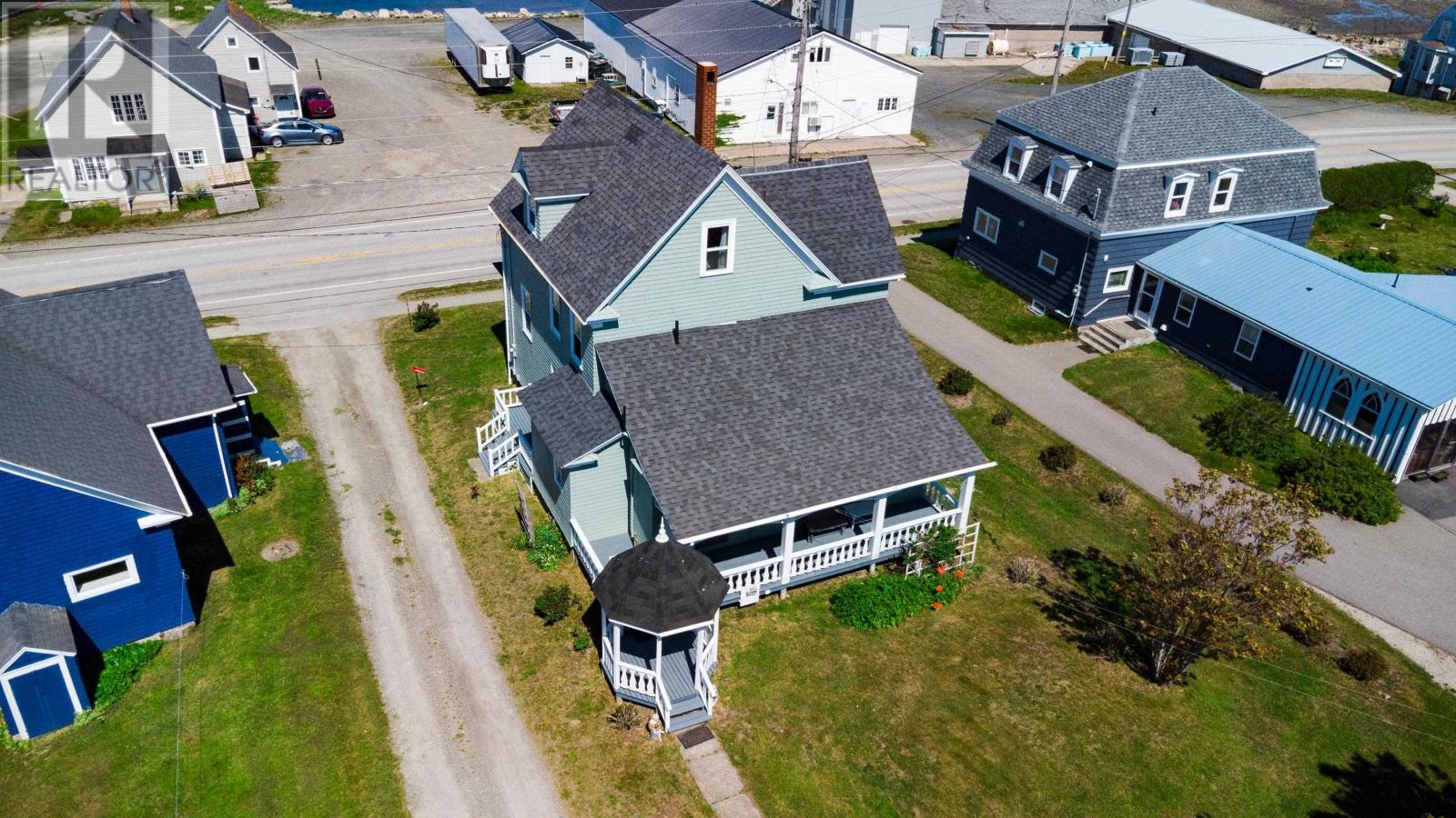 Property 8 of 49 of 9086 Highway 1