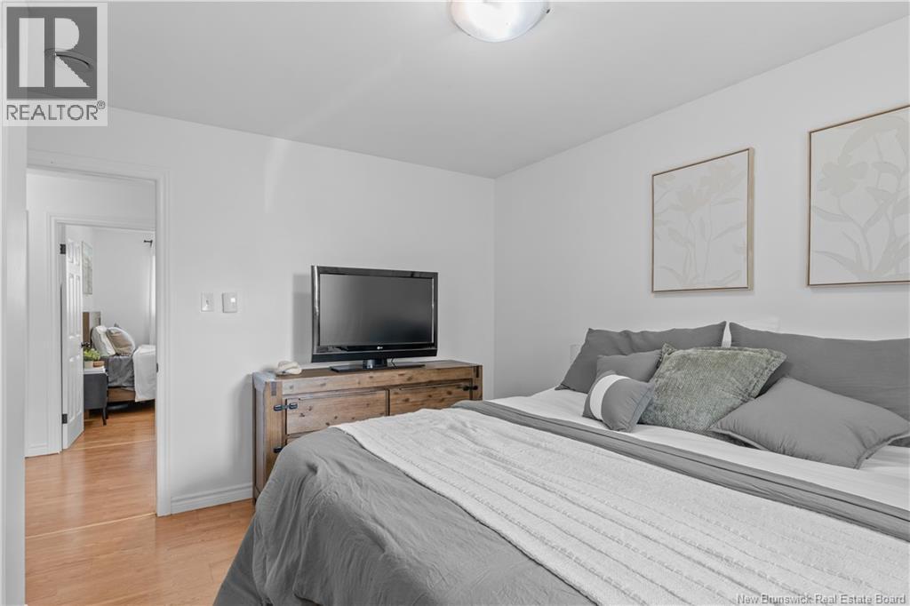 46 Ayer Avenue - Image 23