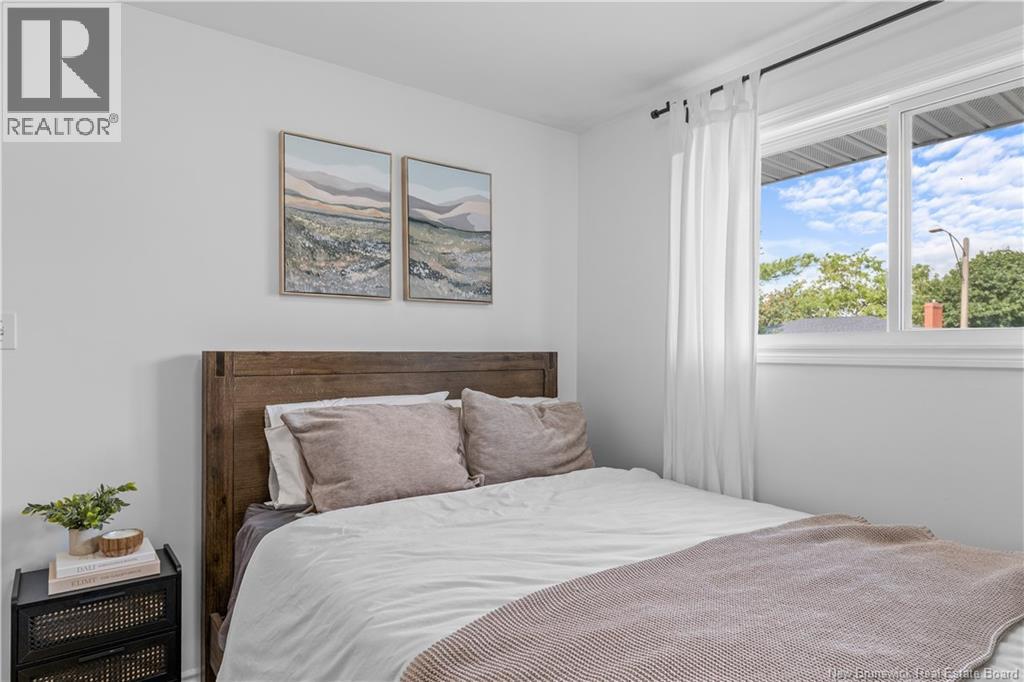 46 Ayer Avenue - Image 16
