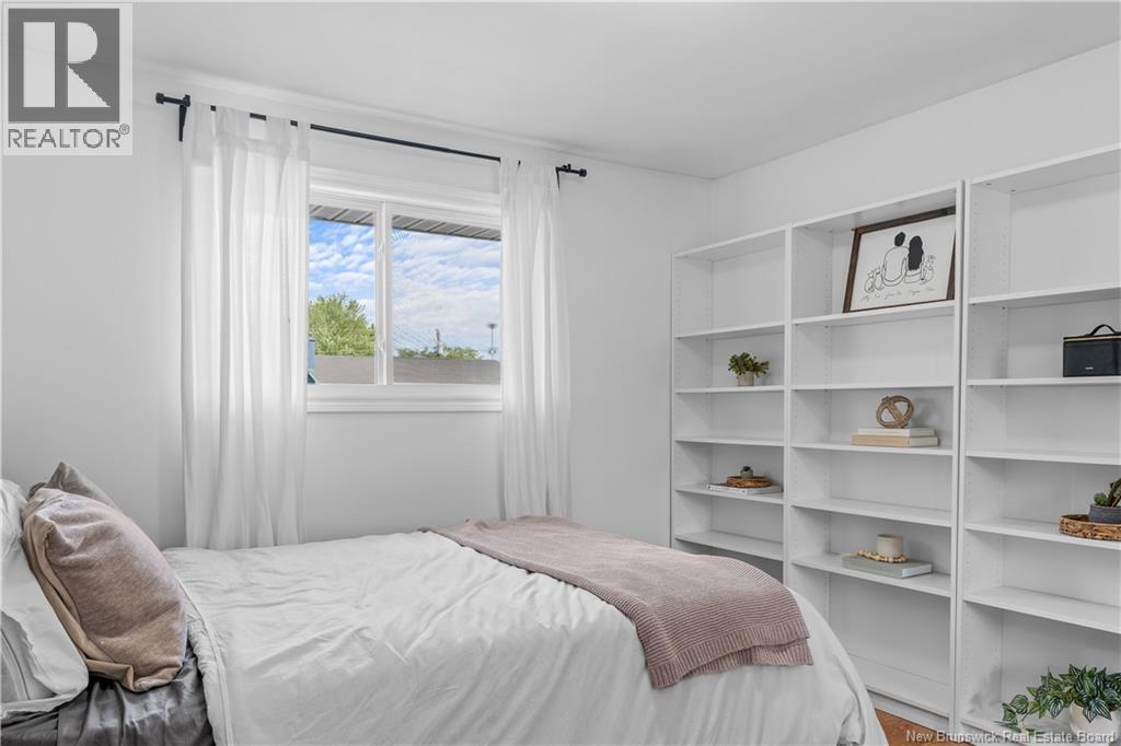 46 Ayer Avenue - Image 17