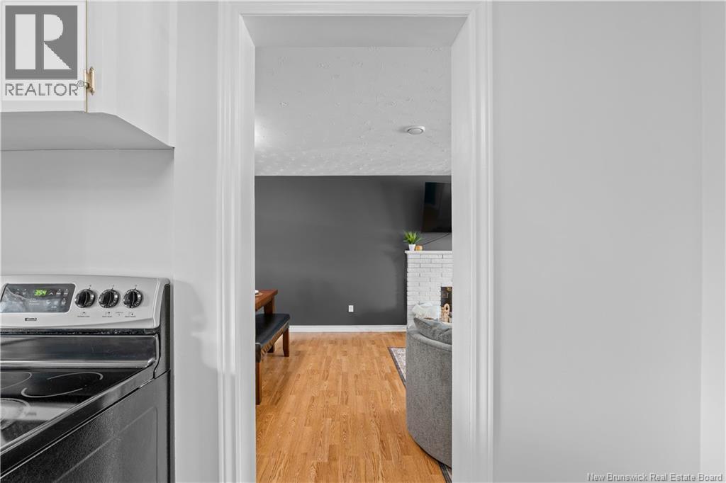 46 Ayer Avenue - Image 12