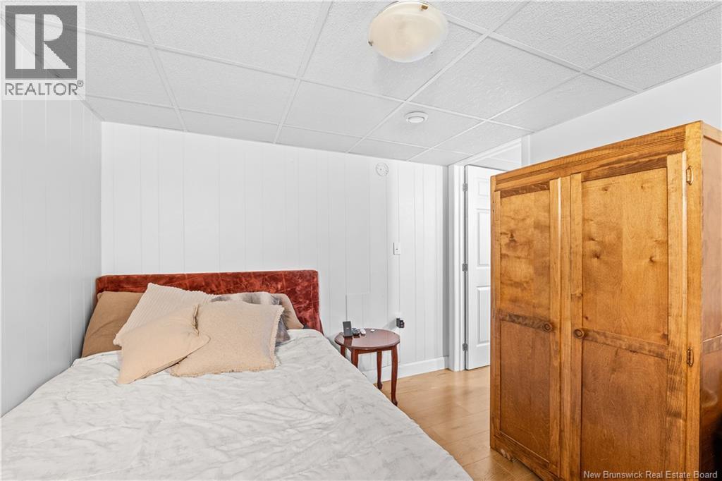 46 Ayer Avenue - Image 40