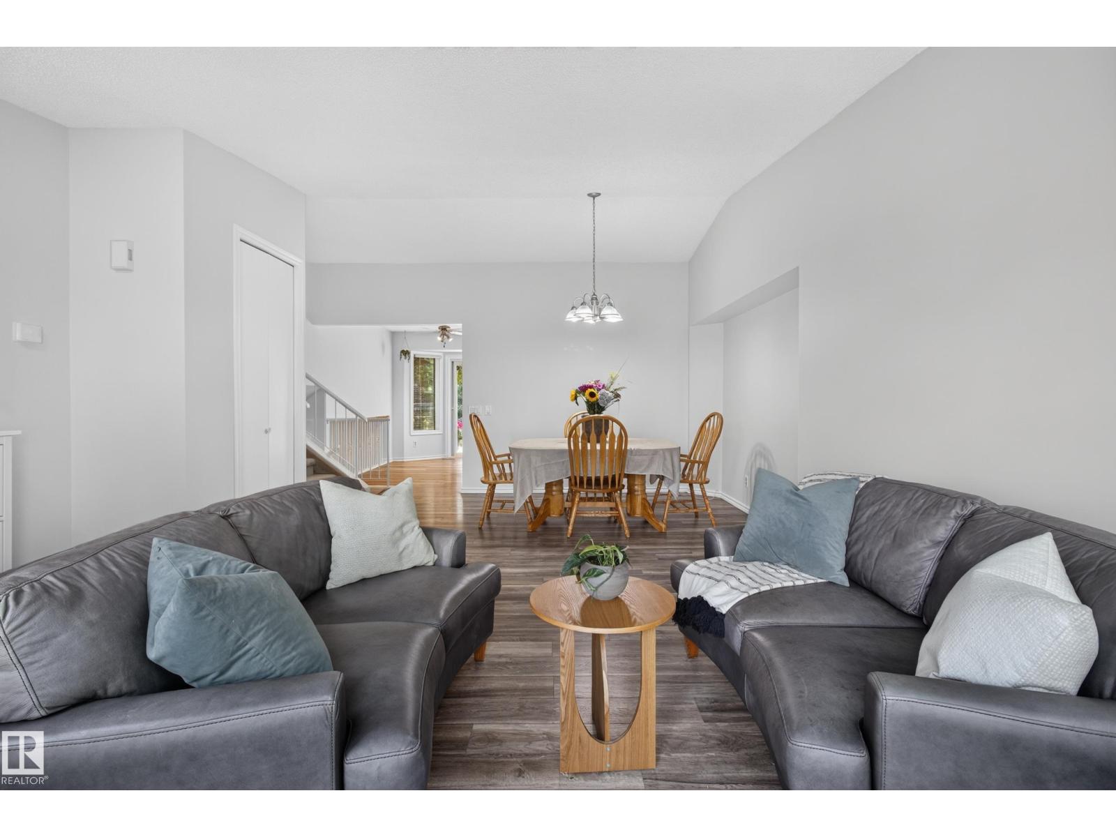18 DALTON Close - Photo 11