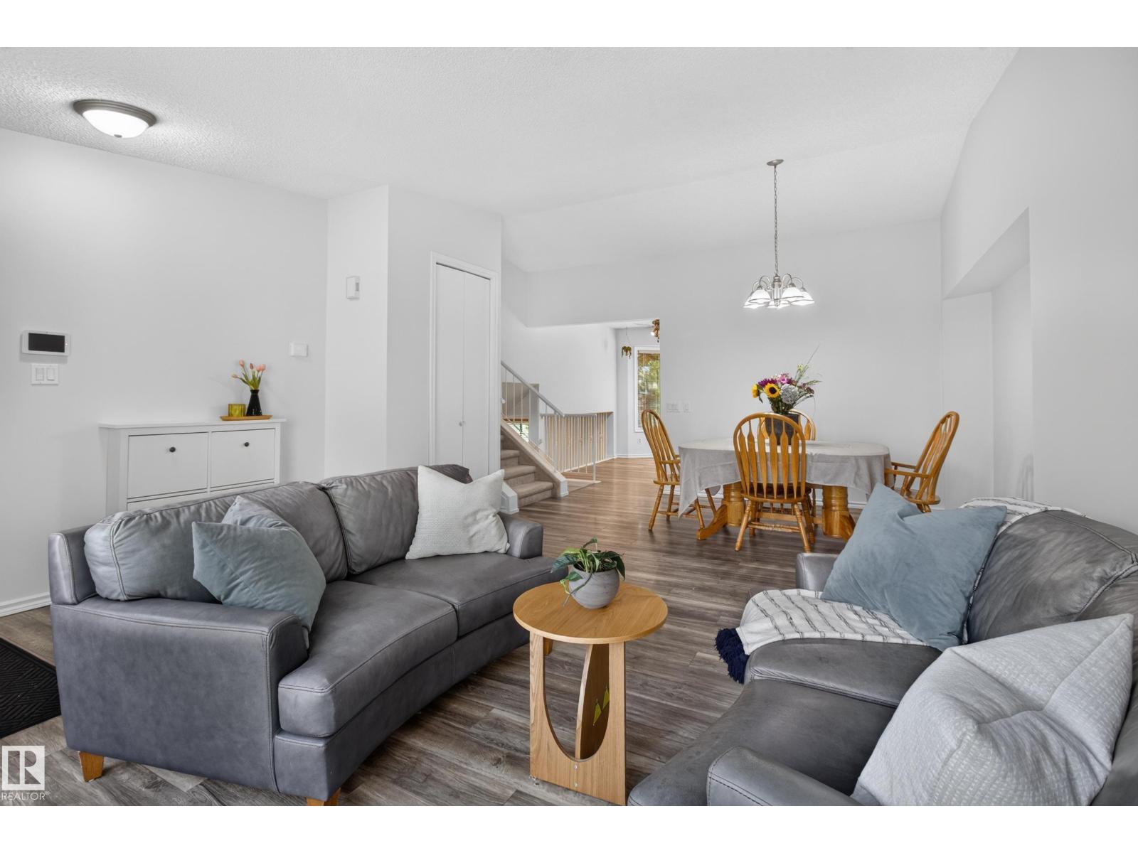 18 DALTON Close - Photo 12