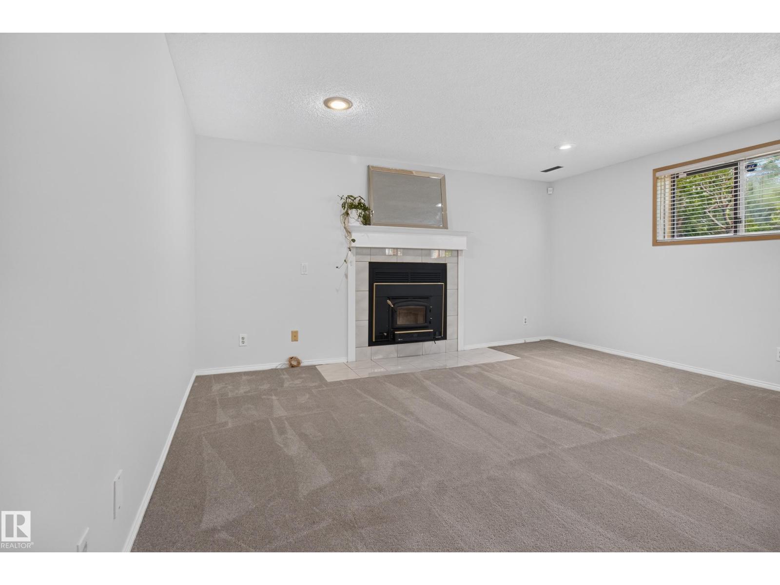 18 DALTON Close - Photo 36