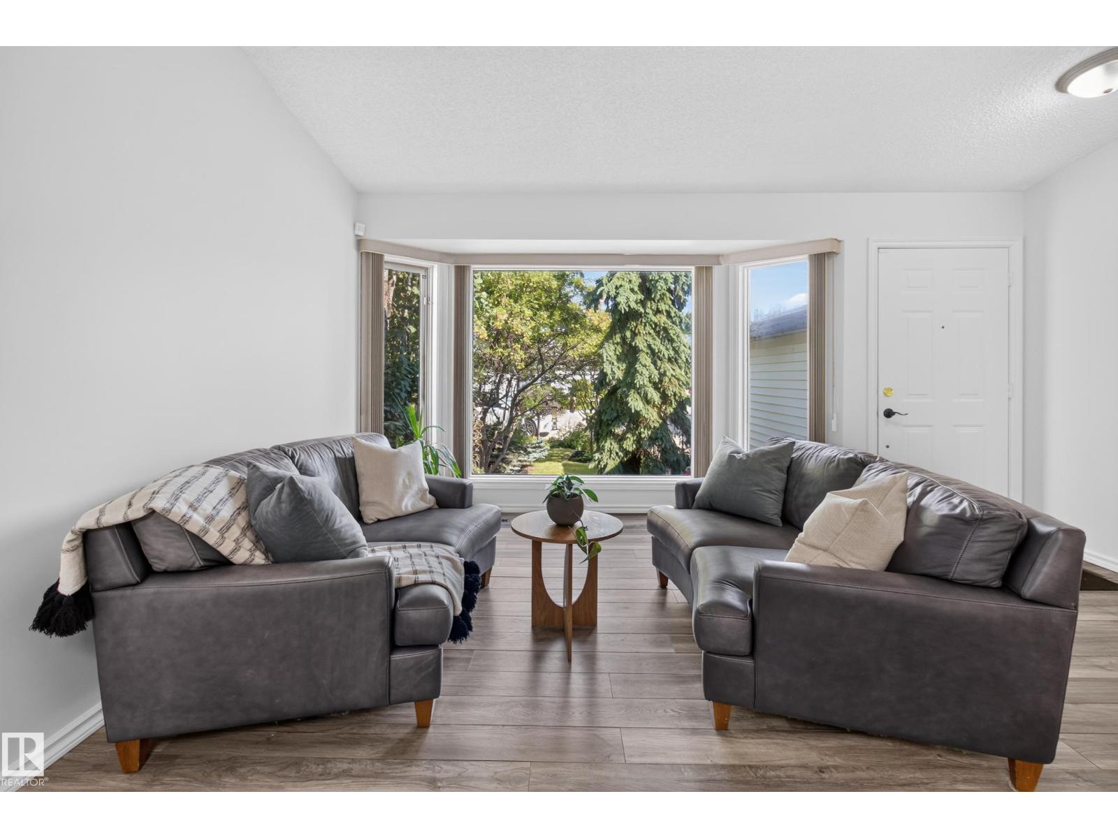 18 DALTON Close - Photo 8
