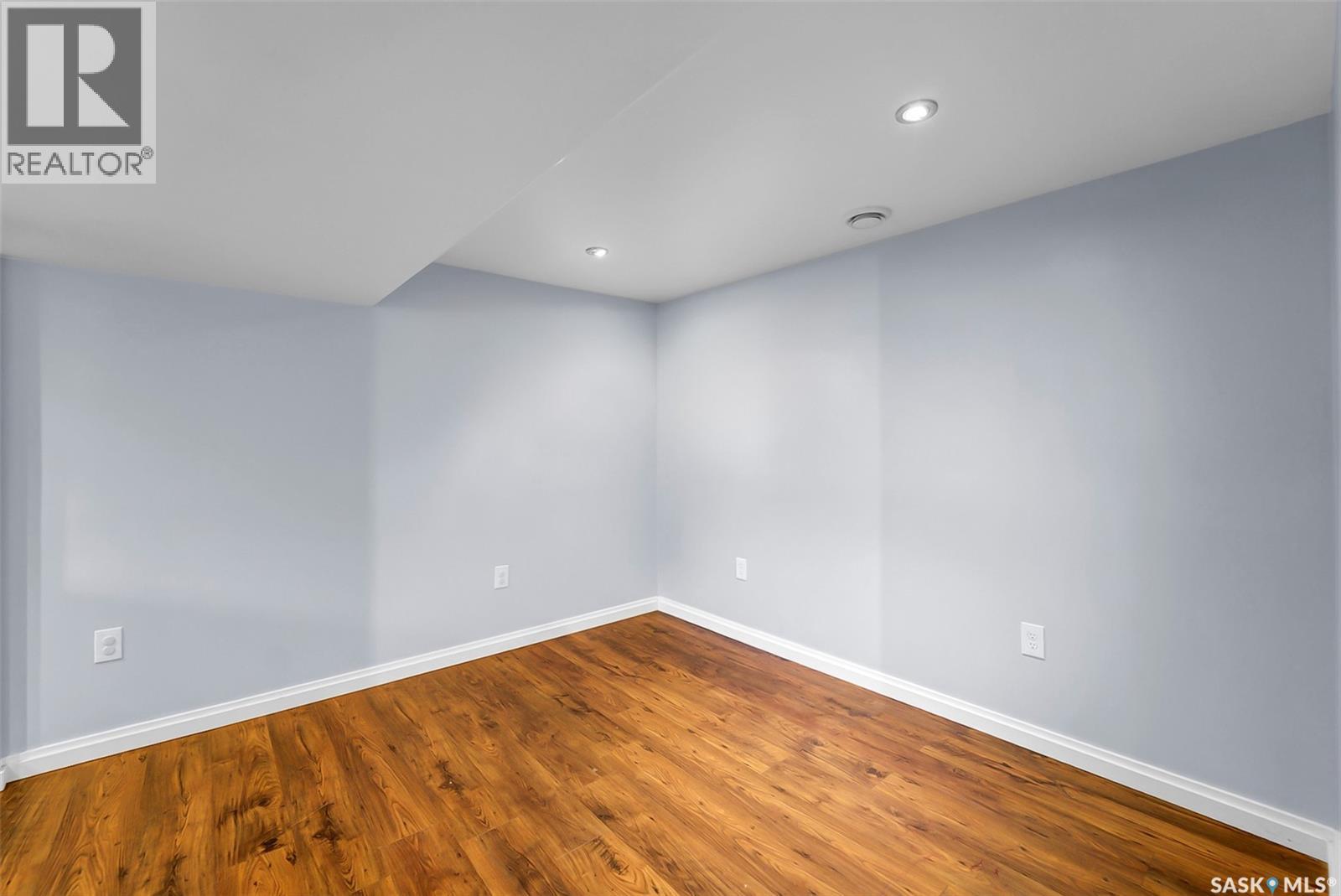 826 W AVENUE N - Image 21
