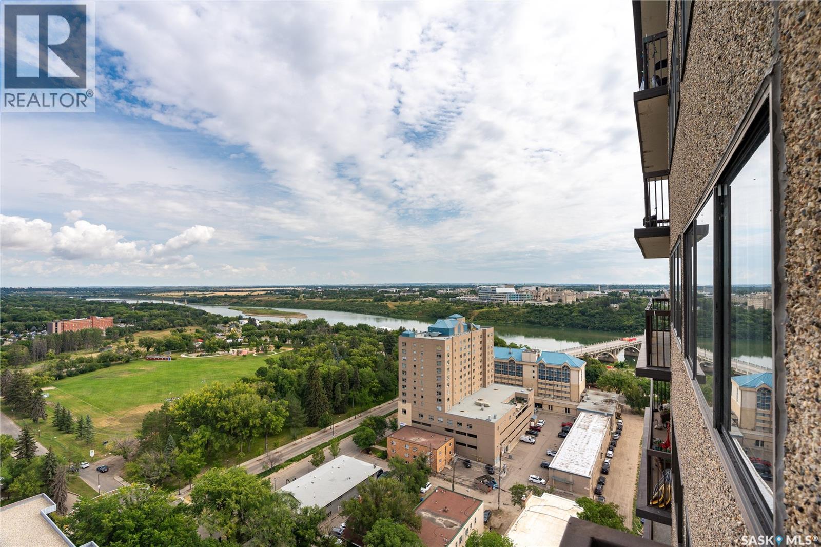 #2402 311 6th AVENUE - Image 36