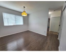 14741 101a Avenue, Surrey, BC V3R7E7 Photo 12