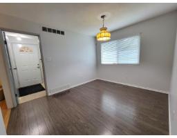 14741 101a Avenue, Surrey, BC V3R7E7 Photo 11
