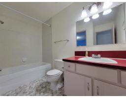 14741 101a Avenue, Surrey, BC V3R7E7 Photo 23