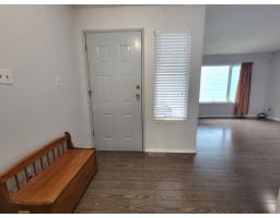14741 101a Avenue, Surrey, BC V3R7E7 Photo 10