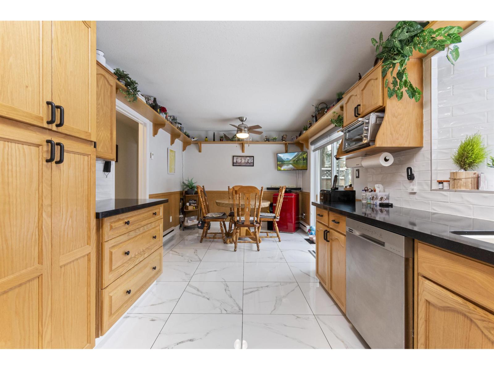 407 19645 64 AVENUE, Langley