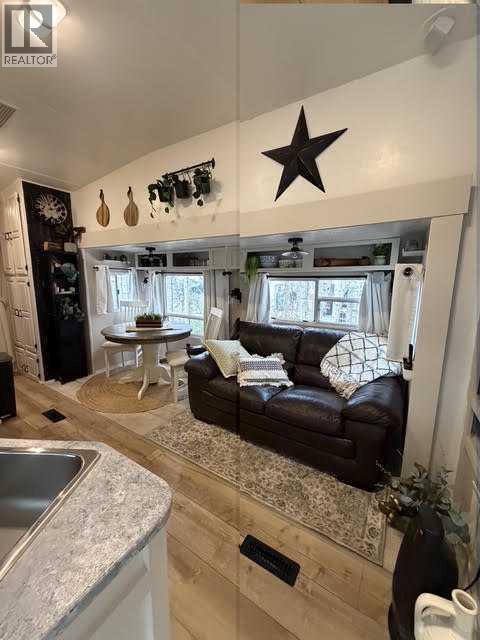 16 Timber Circle - Photo 16