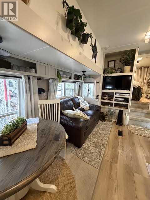 16 Timber Circle - Photo 21