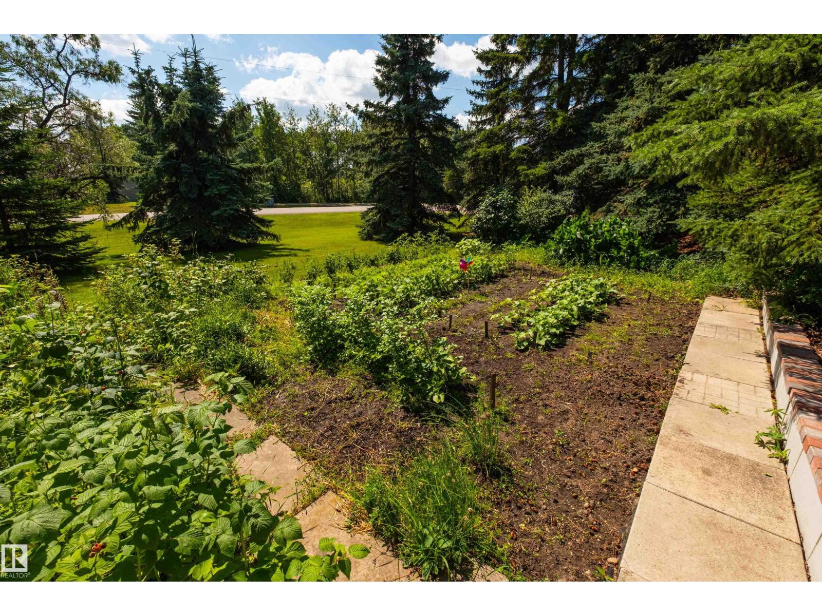 #65 53504 RGE ROAD 274 - 52