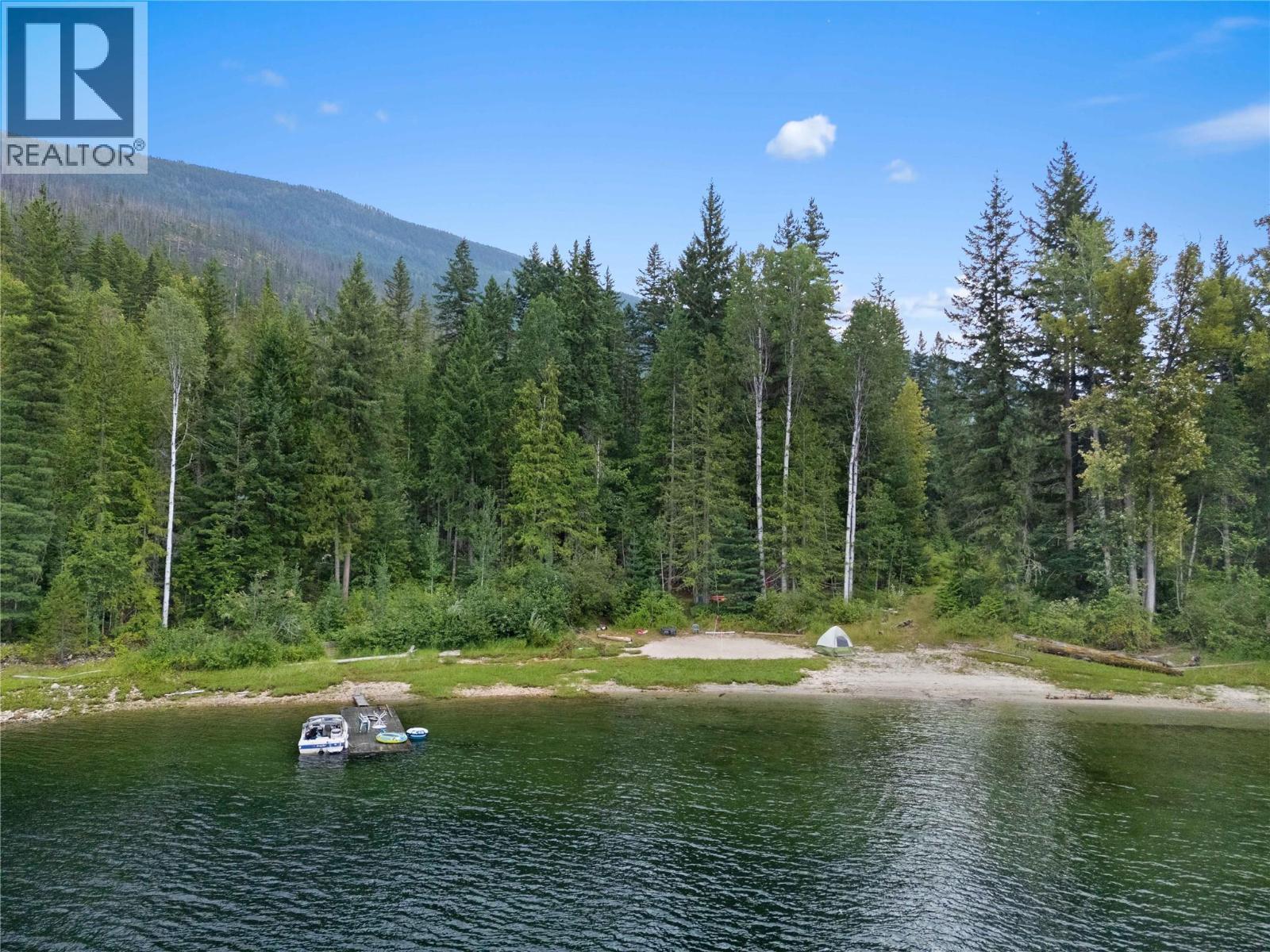 Lot 9 Pete Martin Bay, Sicamous