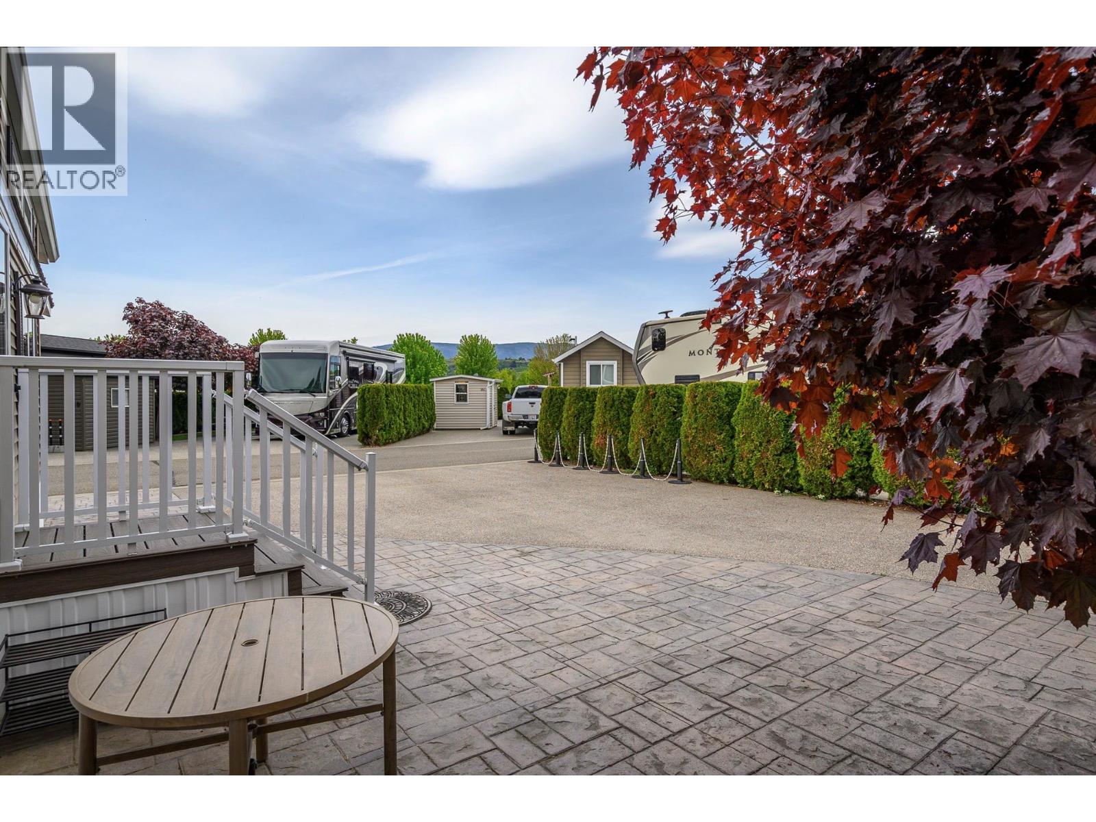 #172 8000 Highland Road - 21