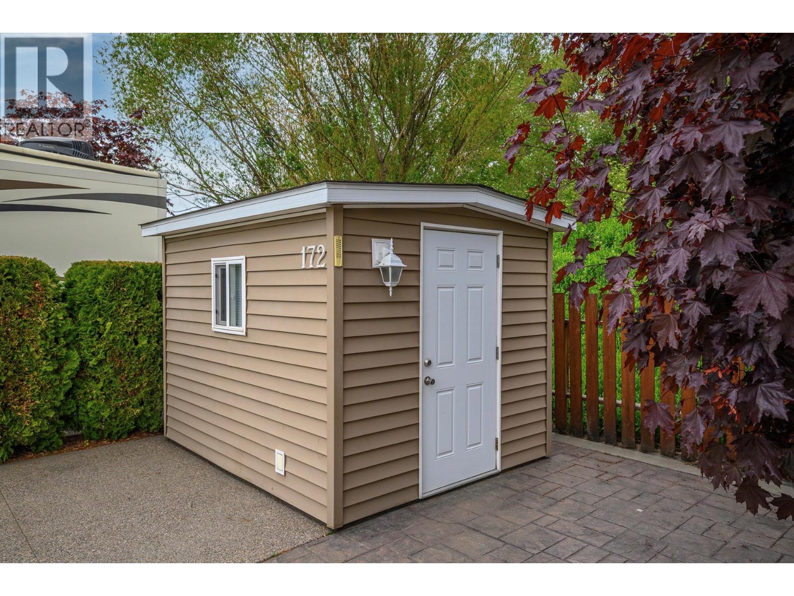 #172 8000 Highland Road - Image 24