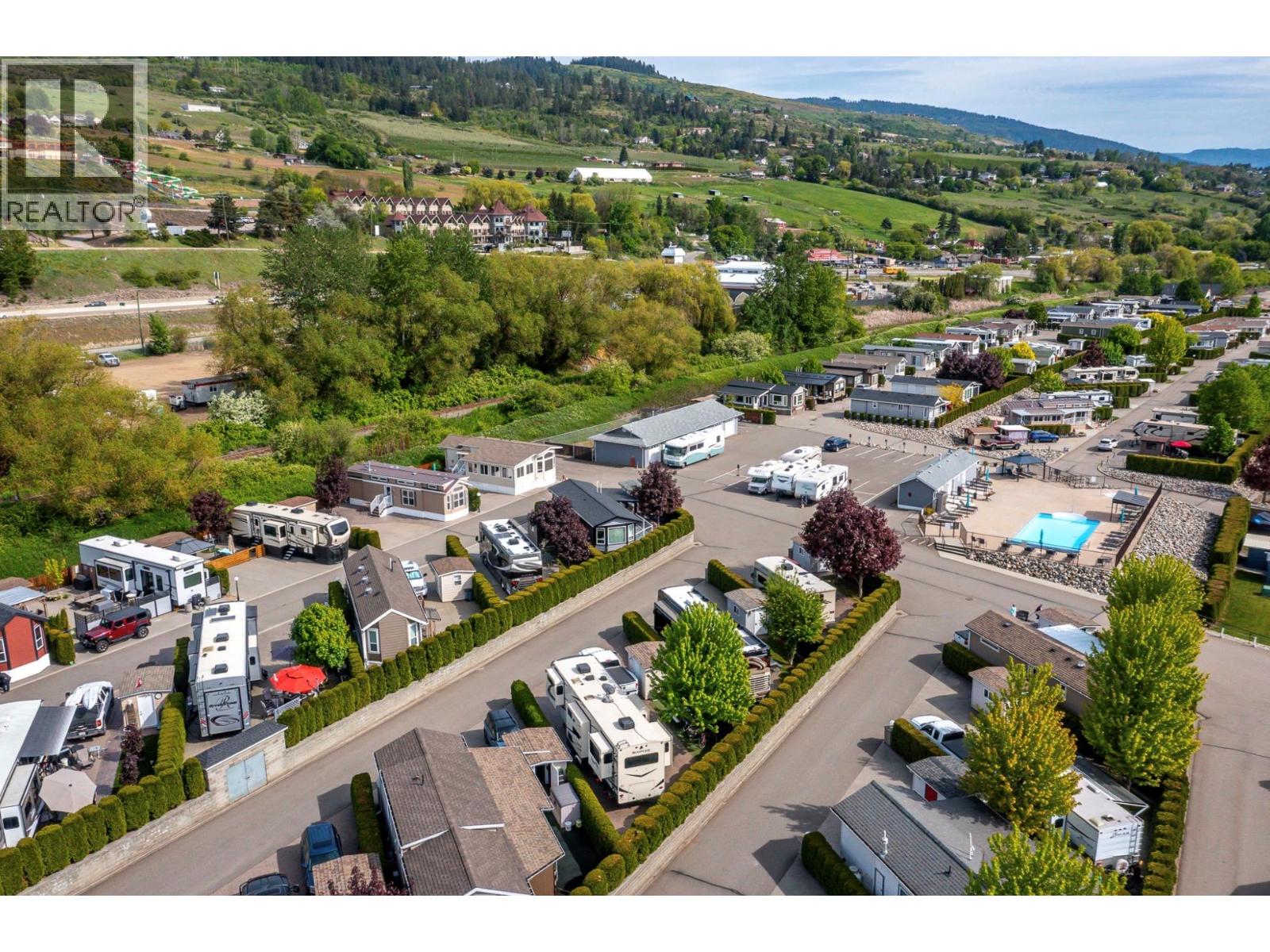 #172 8000 Highland Road - 26