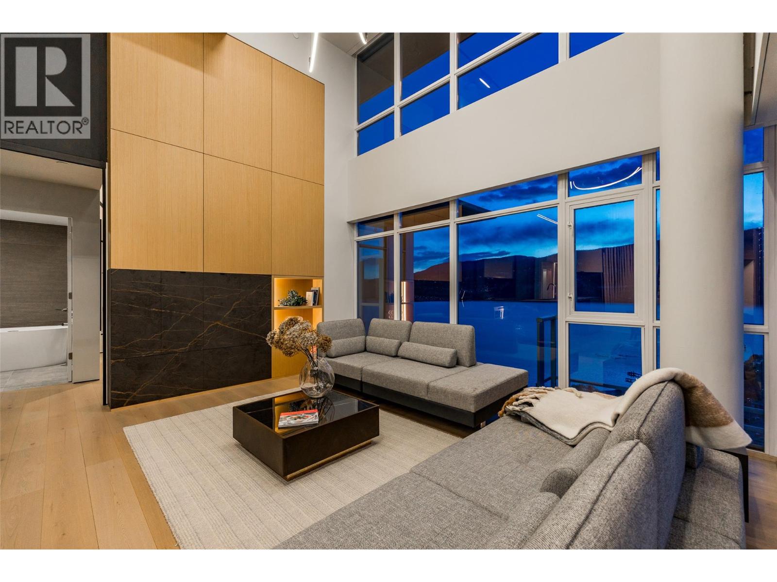 #PH1 1075 Sunset Drive - Image 21