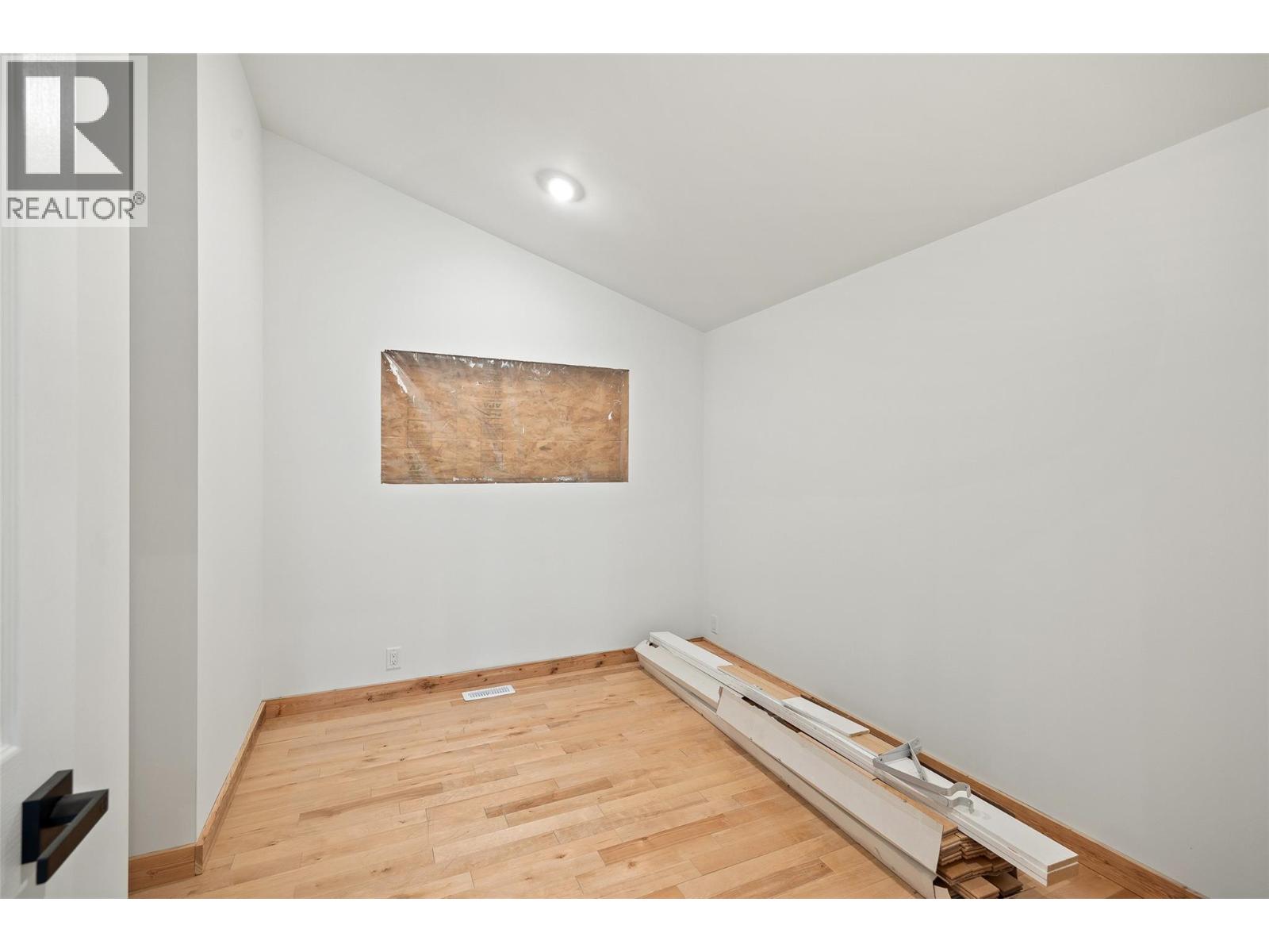 17142 Commonage Road - Image 48