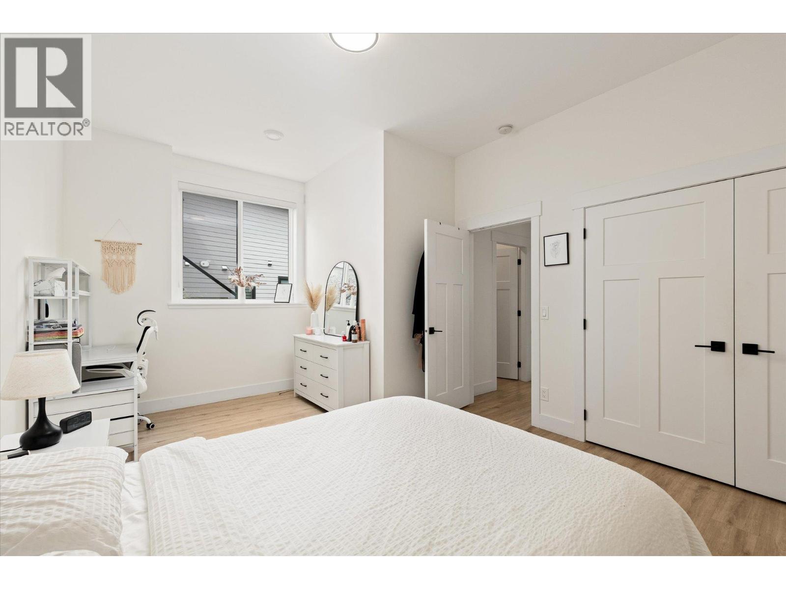 10285 Beacon Hill Drive, Lake Country