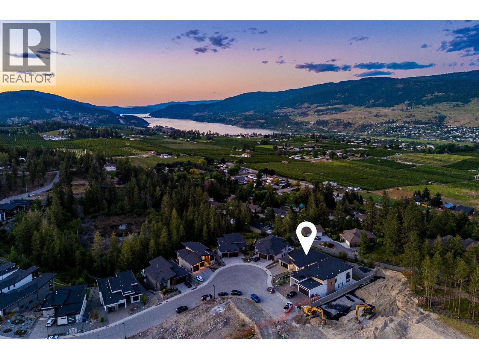 10285 Beacon Hill Drive, Lake Country