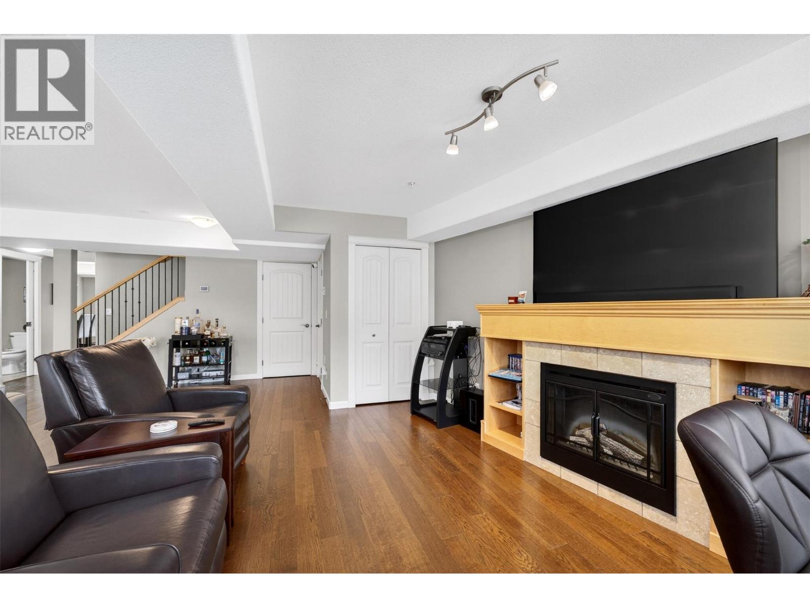 #13 1130 Riverside Avenue - Image 15
