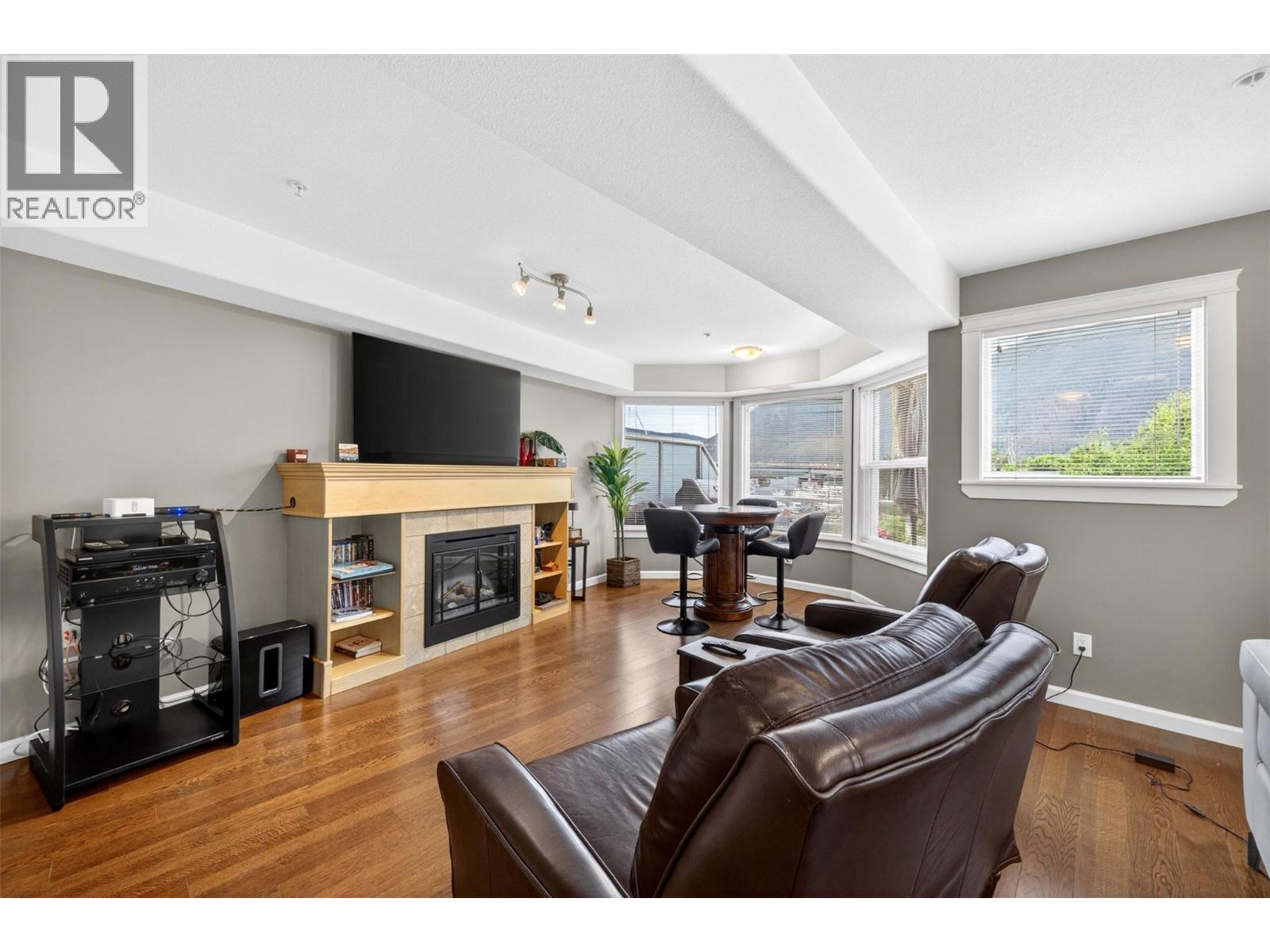 #13 1130 Riverside Avenue - Image 12