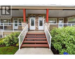 5pc Ensuite bath - 1130 Riverside Avenue Unit# 13, Sicamous, BC V0E2V1 Photo 6